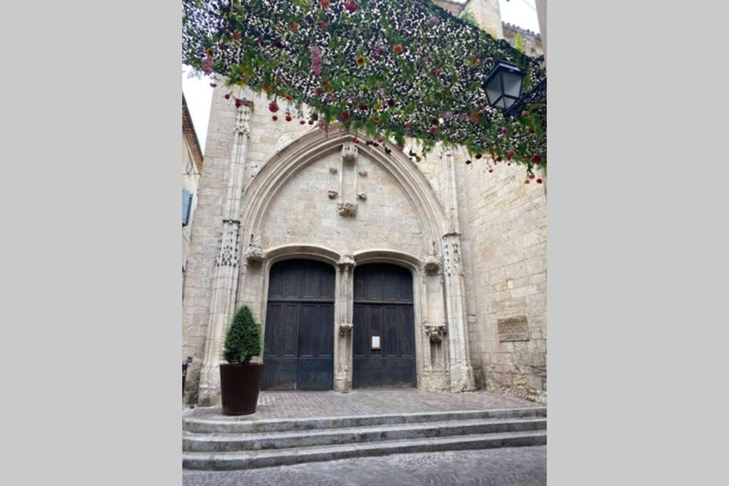 Grand Appartement Proche Gare Et Polygone Beziers Exterior photo